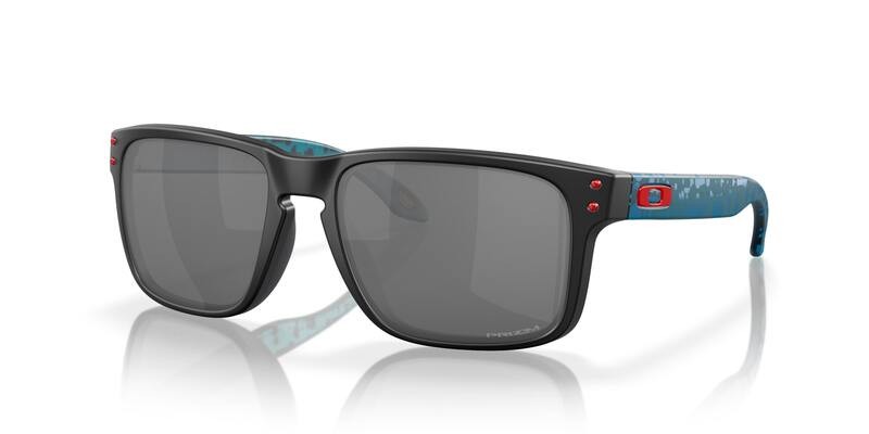 Lunettes de soleil OAKLEY...