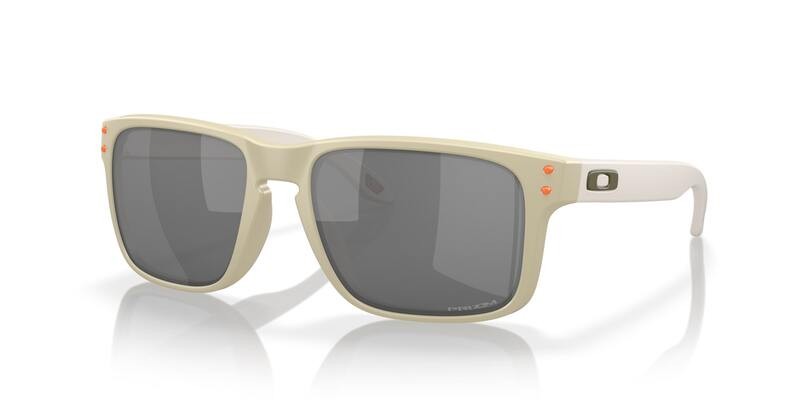 Lunettes de soleil OAKLEY...