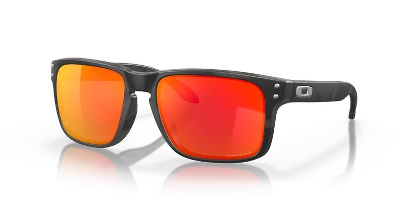 Lunettes de soleil OAKLEY...