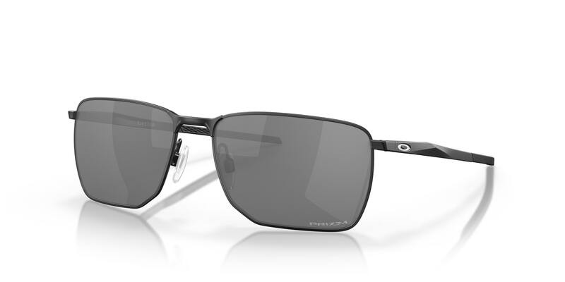 Lunettes de soleil OAKLEY...