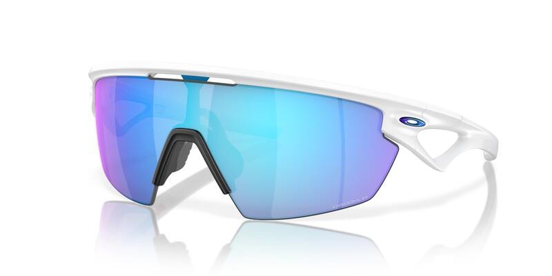 Lunettes de soleil OAKLEY...